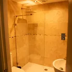 The Coach House 2*