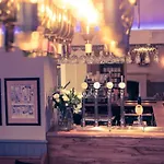 אורחן The Coach House 2*