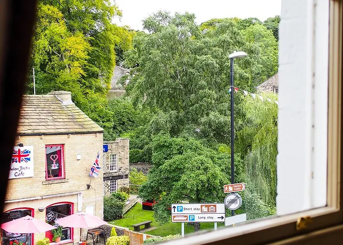 斯基普顿教练之家旅馆 宾馆 2*