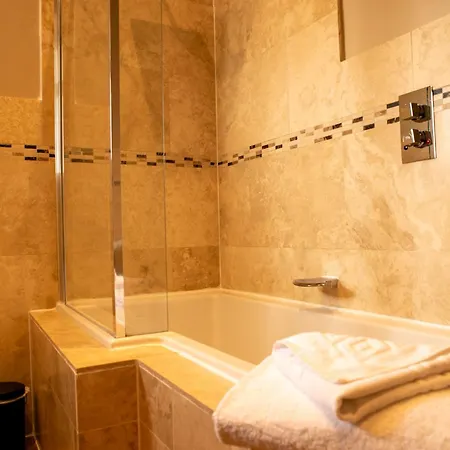 Мини-отель The Coach House